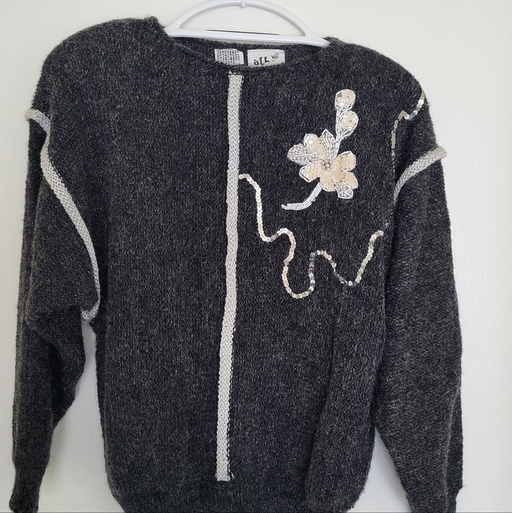 VTG Albee Sweater Womens L Gray Floral Design Beaded Sequin 80's Retro
